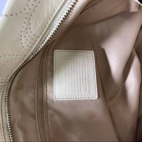 COACH Off White Large Leather Crossbody or Shoulder Bag Perforated C’s - Picture 6 of 6